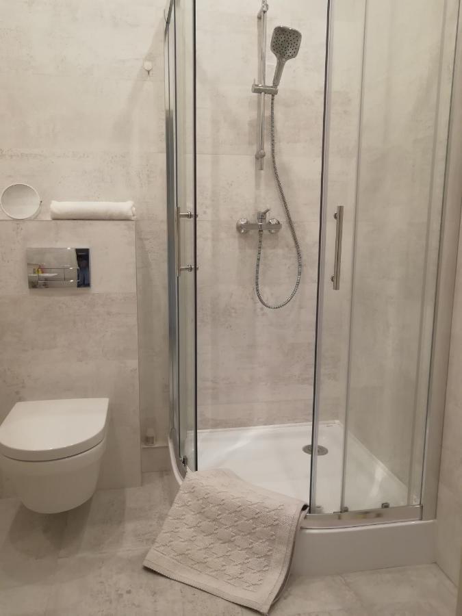 Lux Apartment, Near Metro Vasylkivska Kiev Bagian luar foto