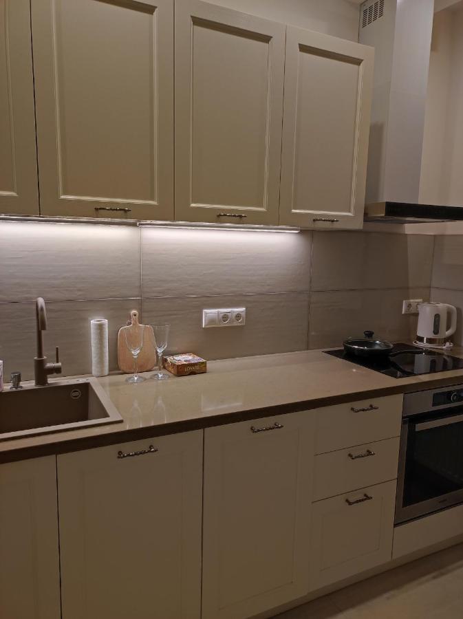 Lux Apartment, Near Metro Vasylkivska Kiev Bagian luar foto